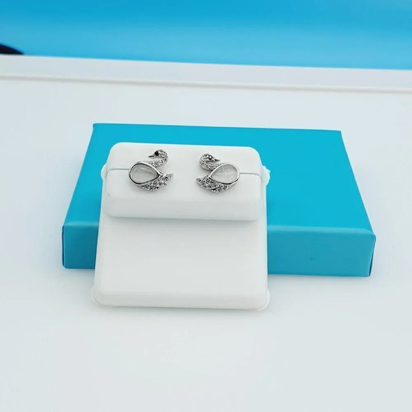 "925 Sterling Silver CZ Beautiful Earrings for Women, 1USPAR4129 - Picture 10 of 11